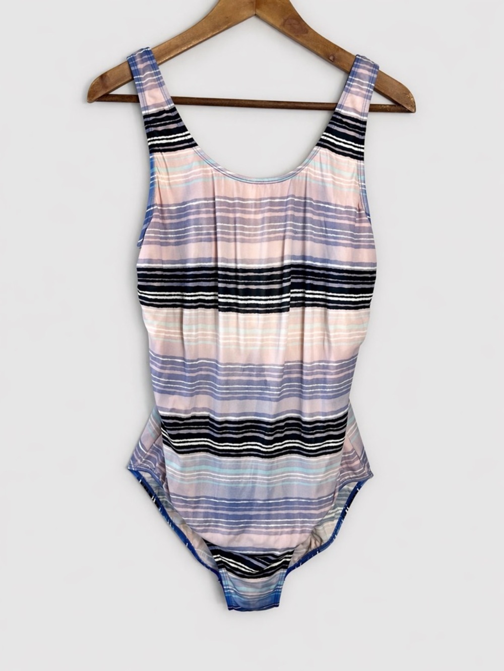 LL Bean Women's BeanSport Swimwear Scoopneck One piece Size 18W Striped UPF 50+